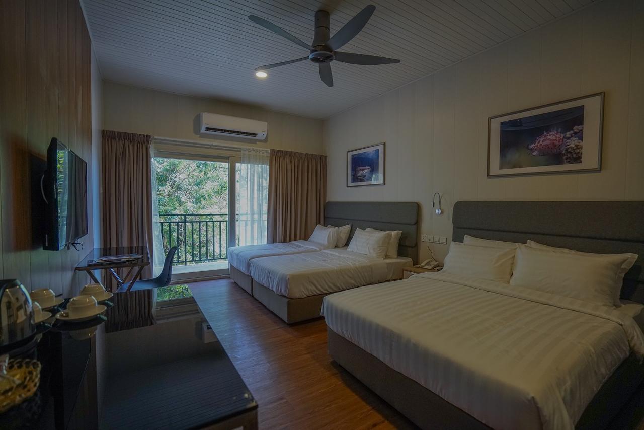 Aman Tioman Beach Resort Kampung Genting Extérieur photo